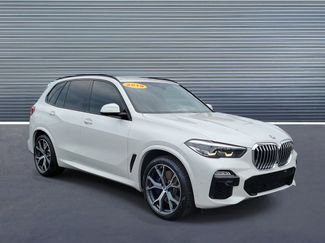 Used 2019 BMW X5 xDrive40i w/ M Sport Package video 2