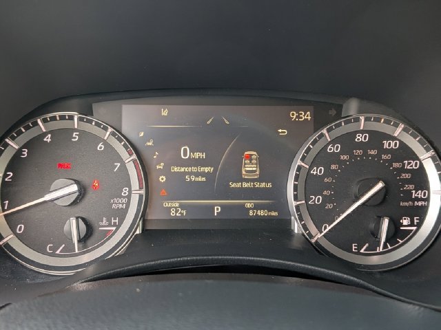 Used 2022 Toyota Highlander XLE FWD image 19