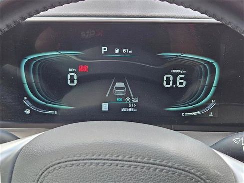 Used 2025 Kia Telluride S FWD image 10