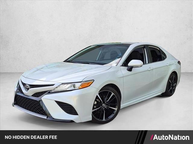 Used 2020 Toyota Camry XSE FWD image 1