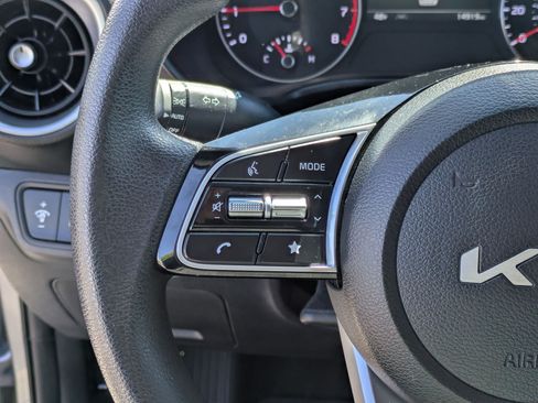 Used 2024 Kia Forte LXS w/ LXS Technology Package FWD image 20