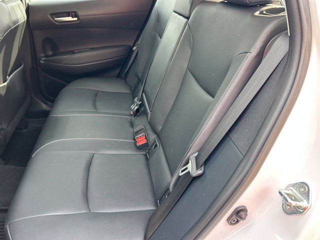 Used 2023 Toyota Corolla Cross XLE w/ Convenience Package FWD image 13