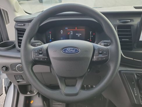 New 2026 Ford Transit 250 148 Medium Roof w/ Load Area Protection Package RWD image 26