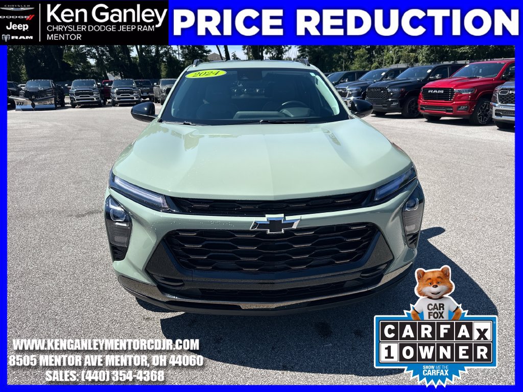 Used 2024 Chevrolet Trax ACTIV w/ Sunroof Package FWD image 2