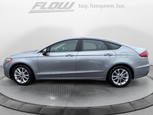 Used 2020 Ford Fusion SE image 5