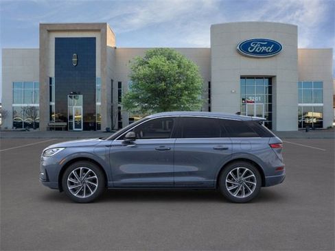 New 2024 Lincoln Corsair Grand Touring image 3