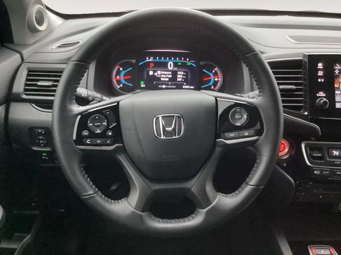 Used 2021 Honda Pilot Touring image 18