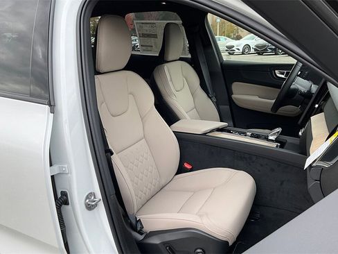 New 2026 Volvo XC60 B5 Plus w/ Protection Package Premier AWD/4WD image 10