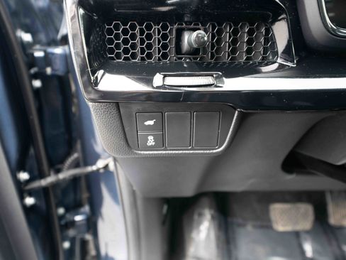 Used 2025 Honda CR-V Sport Touring image 11