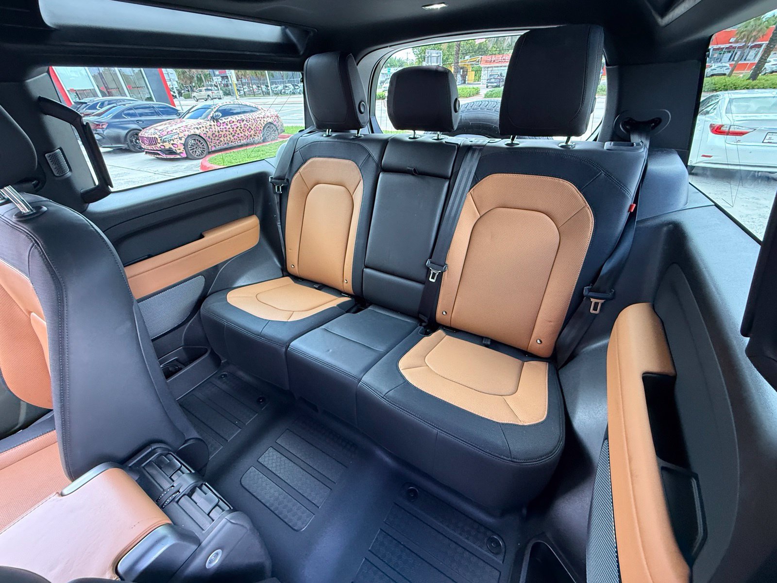Used 2024 Land Rover Defender 90 X-Dynamic SE AWD/4WD image 39
