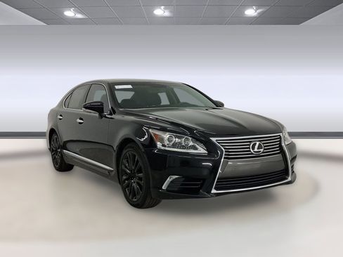 Used 2014 Lexus LS 460 w/ Comfort Package image 7