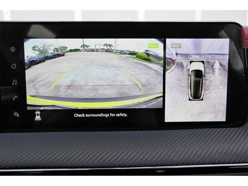 New 2025 Nissan Kicks SR w/ Illumination Package image 18