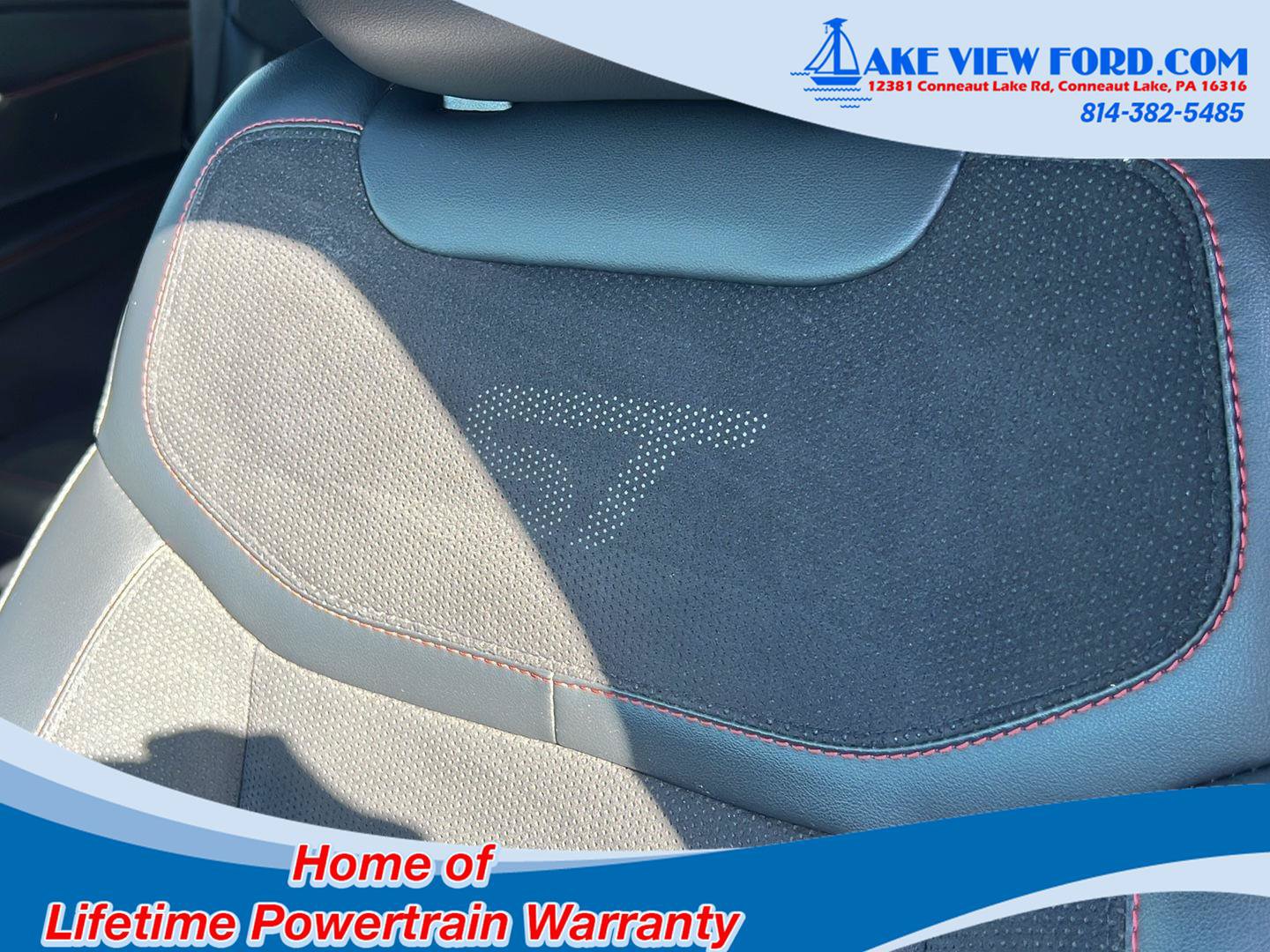 Used 2025 Ford Explorer ST AWD/4WD image 30