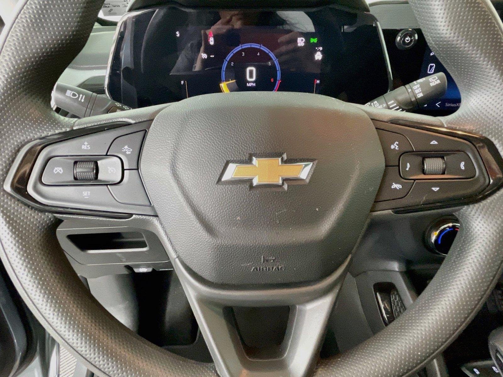 Used 2024 Chevrolet TrailBlazer LS w/ LS Confidence Package FWD image 13