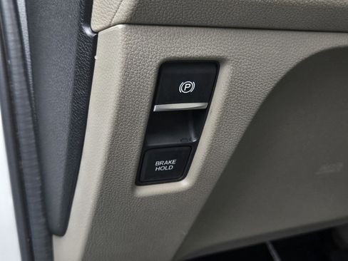 Used 2024 Honda Odyssey EX-L image 19