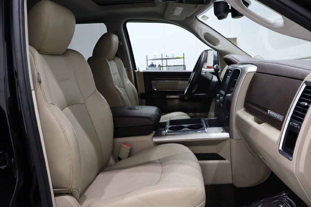 Used 2015 RAM 2500 Laramie AWD/4WD image 16