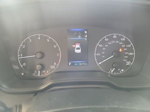 Used 2023 Toyota Corolla LE image 11