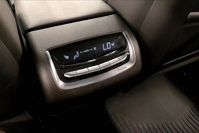 Used 2024 Cadillac XT6 Sport w/ LPO, ONYX Package AWD/4WD image 34