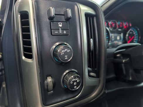 Used 2018 Chevrolet Silverado 1500 LTZ Z71 w/ Centennial Edition AWD/4WD image 32