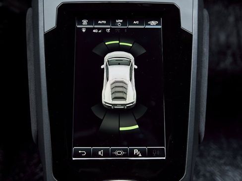 Used 2020 Lamborghini Huracan EVO image 63