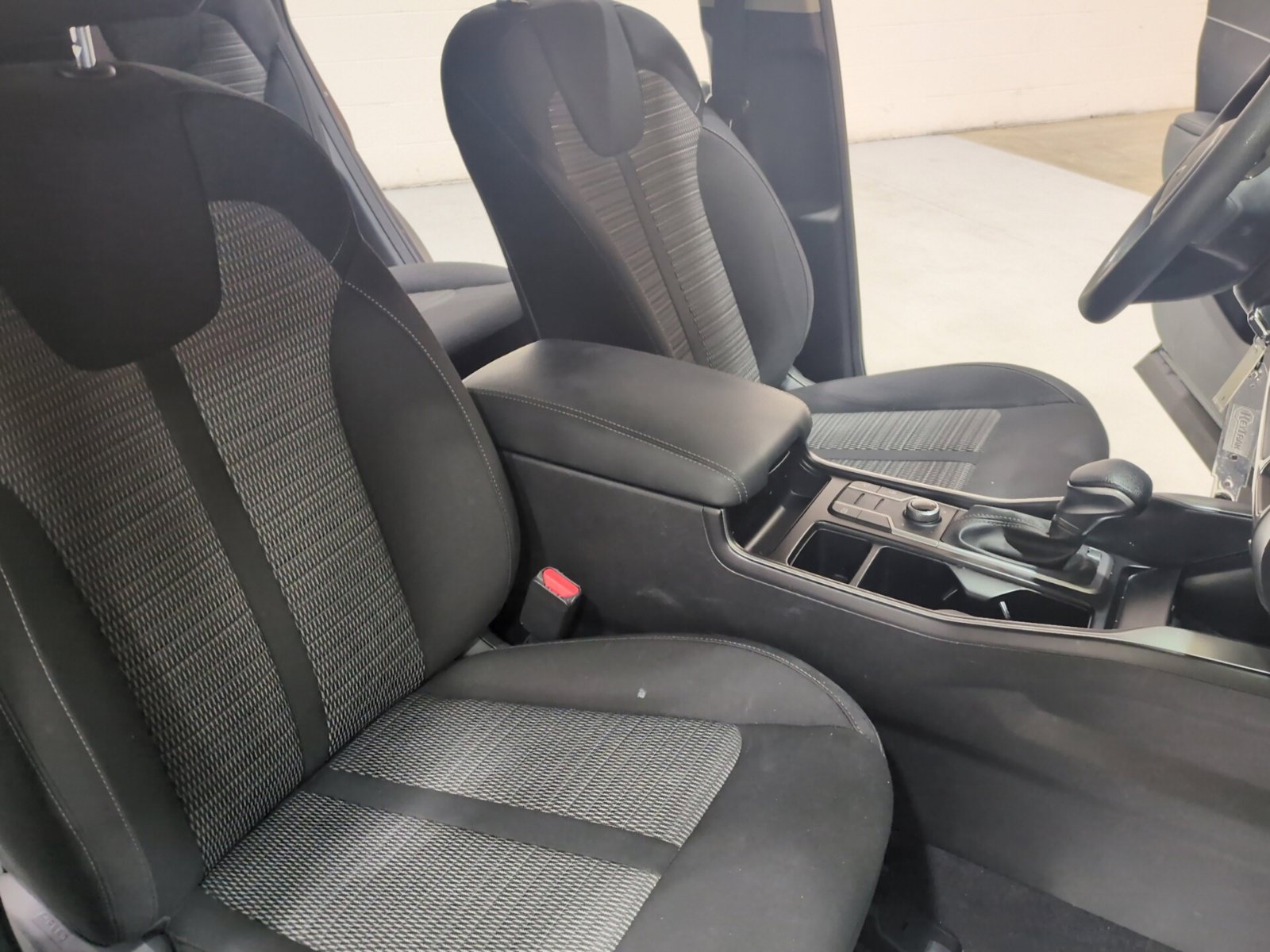 Used 2022 Kia Sorento LX AWD/4WD image 13