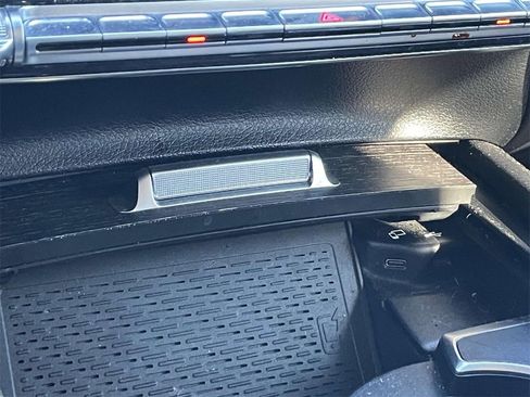 Used 2020 Mercedes-Benz GLE 350 image 9