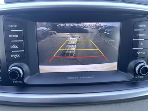 Used 2019 Kia Sorento LX w/ LX V6 Convenience Package image 39
