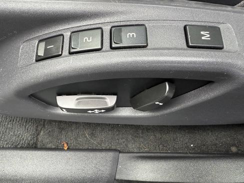 Used 2015 Volvo XC60 T5 Premier image 16