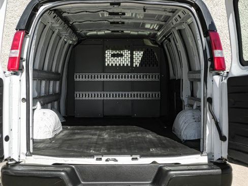 Used 2020 Chevrolet Express 2500 image 49