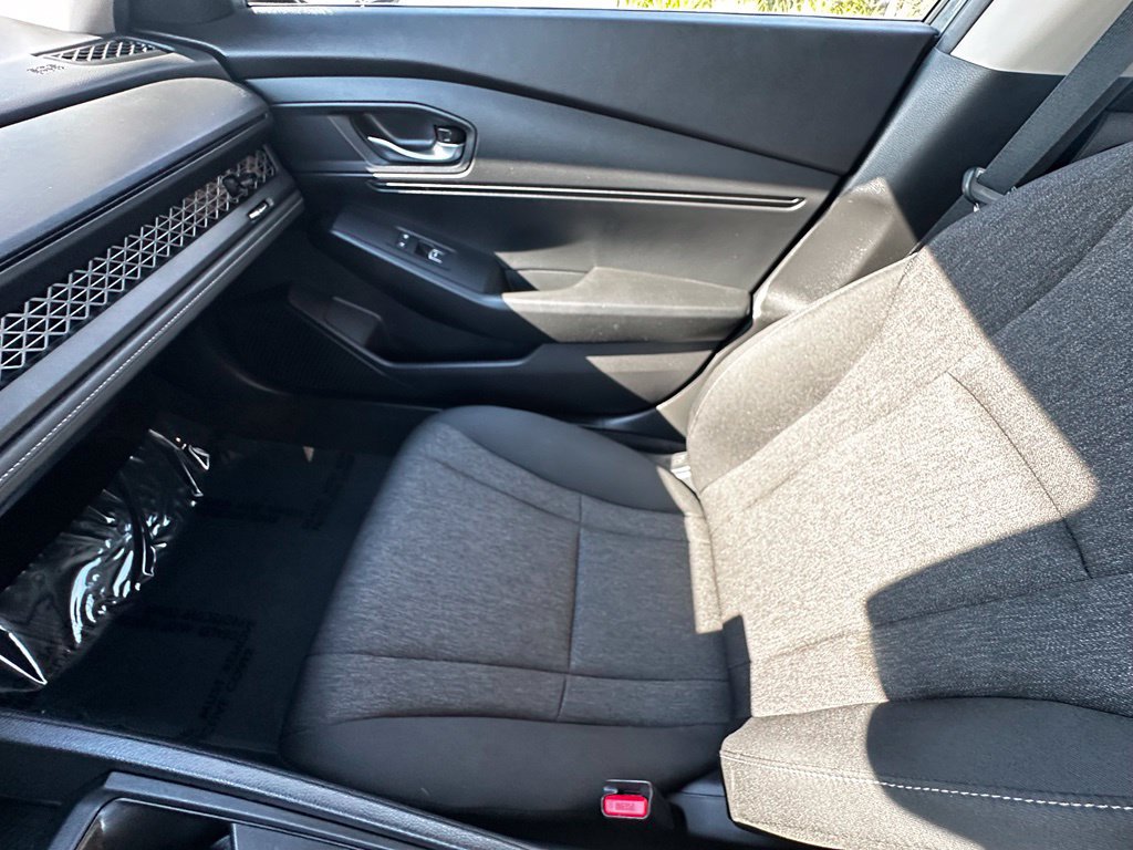 Used 2024 Honda Accord LX image 32
