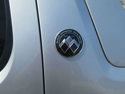 Used 2013 Chevrolet Avalanche LTZ image 13