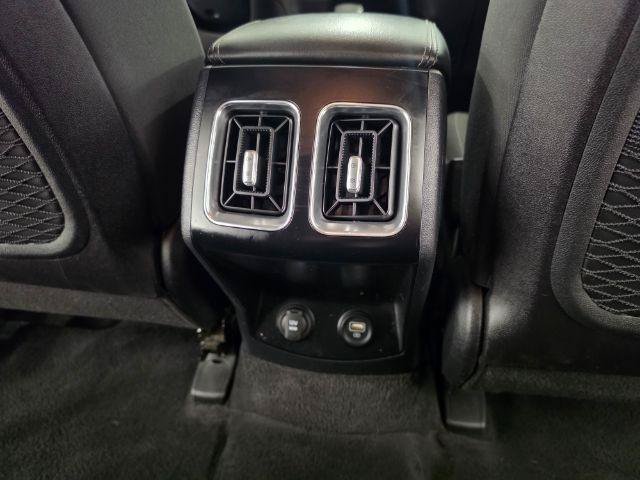 Used 2023 Kia Sorento LX FWD image 38