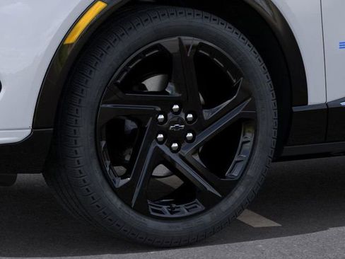 New 2026 Chevrolet Equinox EV RS image 9
