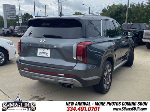 Used 2024 Hyundai Palisade SEL w/ Premium Package FWD image 9