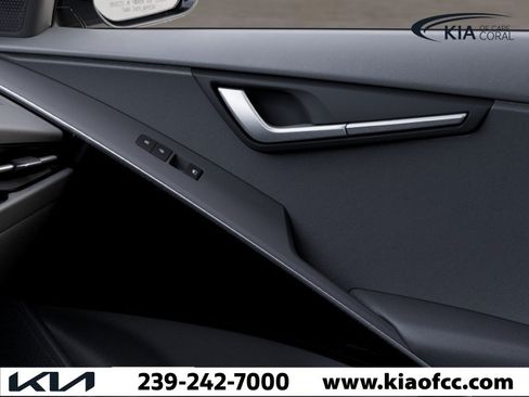 New 2026 Kia Niro Wind FWD image 25