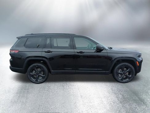 New 2026 Jeep Grand Cherokee L Limited AWD/4WD image 7