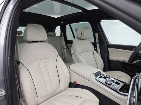 Used 2026 BMW X5 xDrive40i w/ M Sport Package image 13