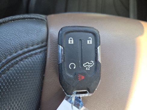 Used 2023 Chevrolet Silverado 2500 High Country image 41