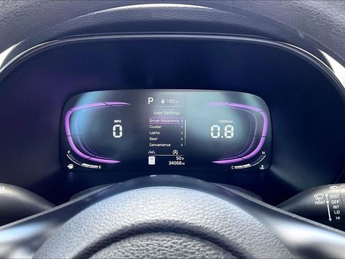 Used 2025 Kia Soul LX w/ LX Technology Package FWD image 21