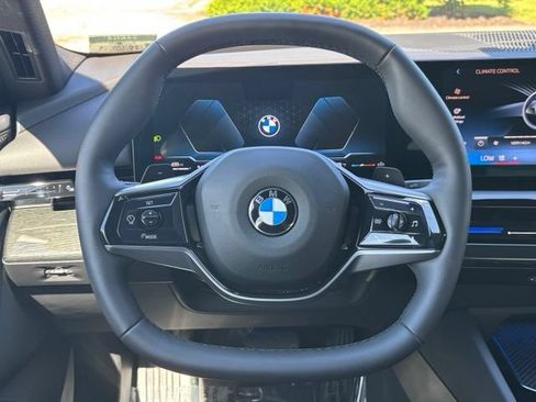 Certified 2026 BMW 530i xDrive w/ Premium Package AWD/4WD image 20
