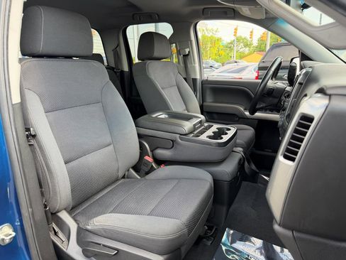 Used 2019 Chevrolet Silverado 1500 LT w/ All Star Edition AWD/4WD image 40
