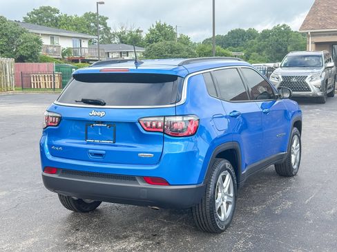 Used 2023 Jeep Compass Latitude w/ Convenience Group AWD/4WD image 19