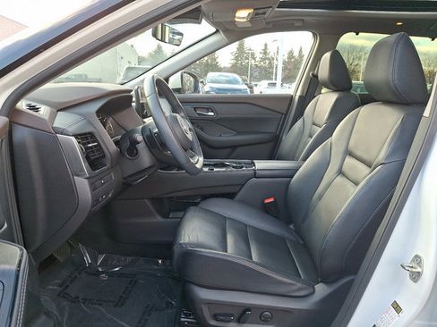 Certified 2023 Nissan Rogue SL w/ SL Premium Package image 13