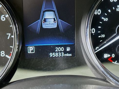 Used 2019 Nissan Rogue S w/ Special Edition Package FWD image 19
