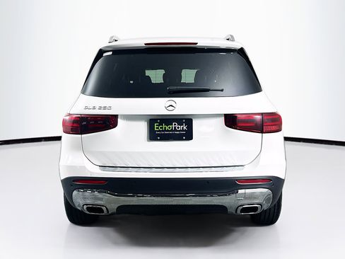Used 2025 Mercedes-Benz GLB 250 image 7