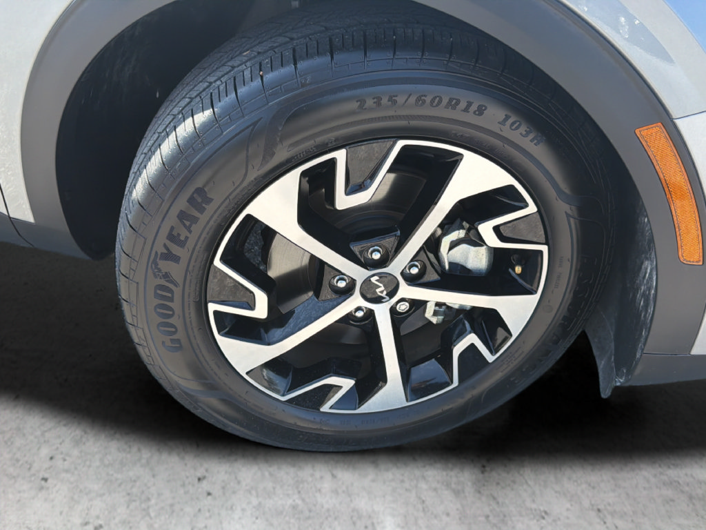 Used 2024 Kia Sportage EX FWD image 59