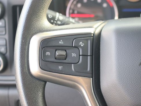 Used 2022 Chevrolet Silverado 2500 Custom w/ Custom Value Package AWD/4WD image 22