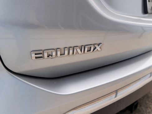 Used 2019 Chevrolet Equinox LT image 11