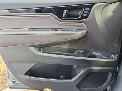 Used 2024 Honda Odyssey Touring image 33