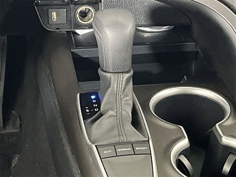 Used 2023 Toyota Camry LE image 19